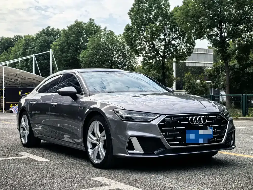 Audi A7L — фото 10