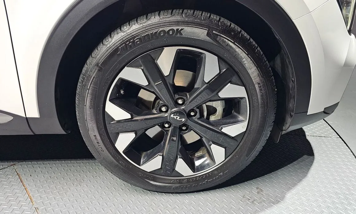 Kia Sportage — фото 8