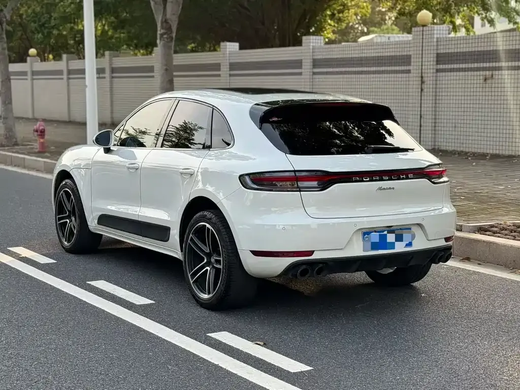 Porsche Macan — фото 9