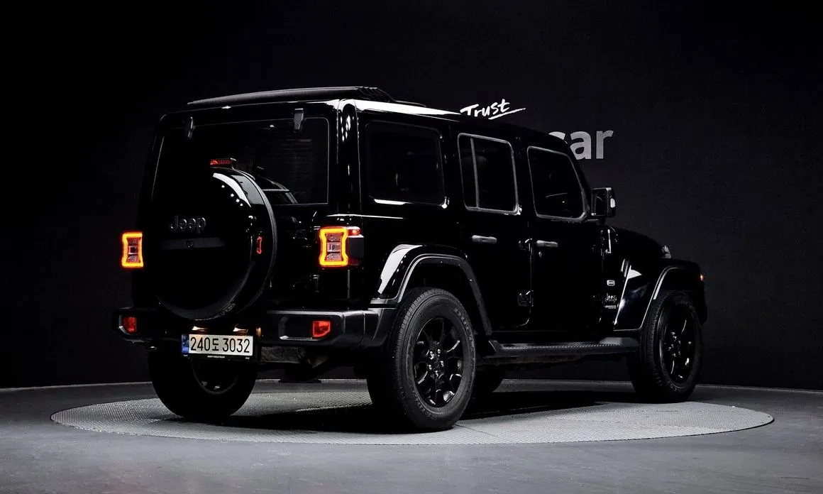 Jeep Wrangler — фото 2