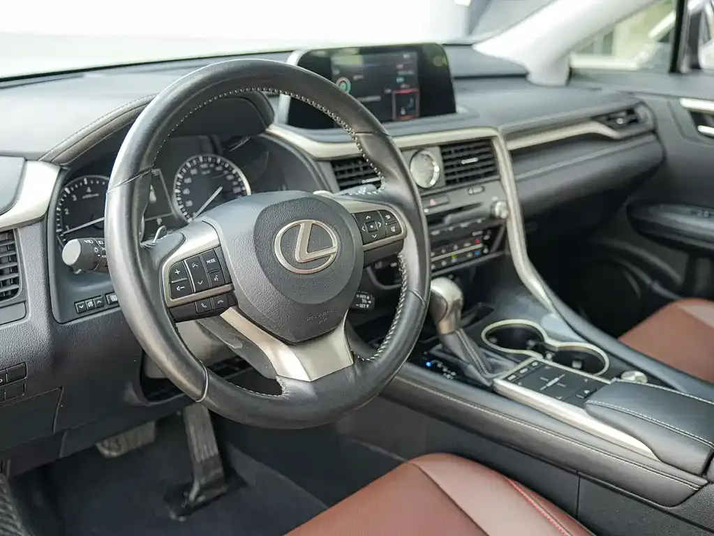 Lexus RX — фото 3