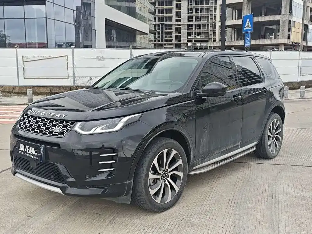 Land Rover Discovery Sport — фото 1