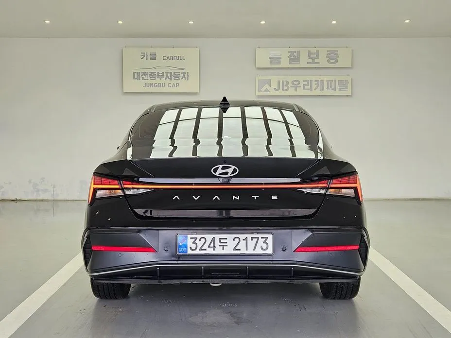 Hyundai AVANTE — фото 8