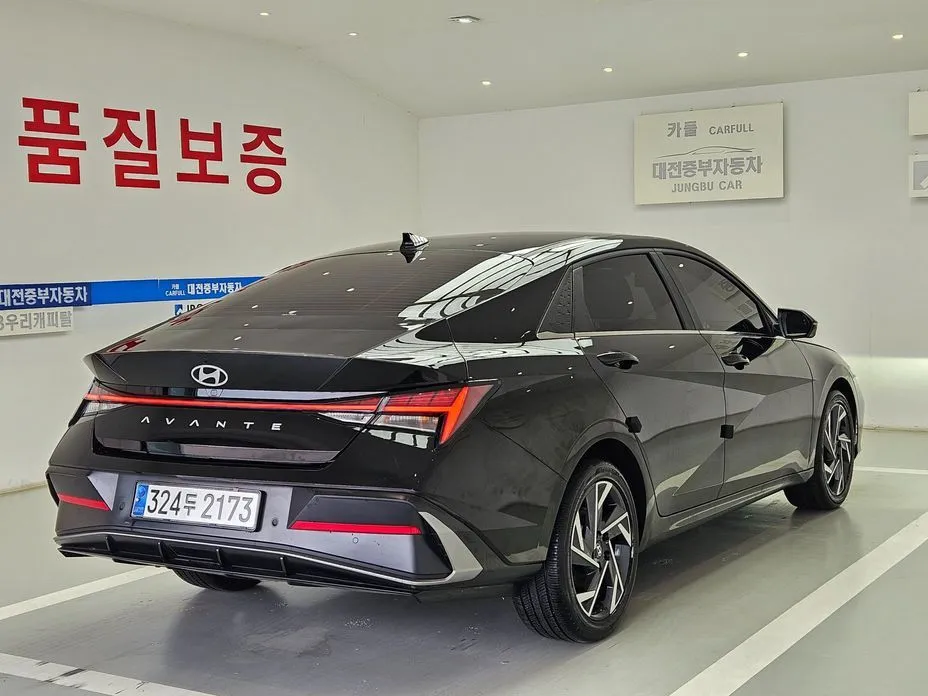Hyundai AVANTE — фото 3