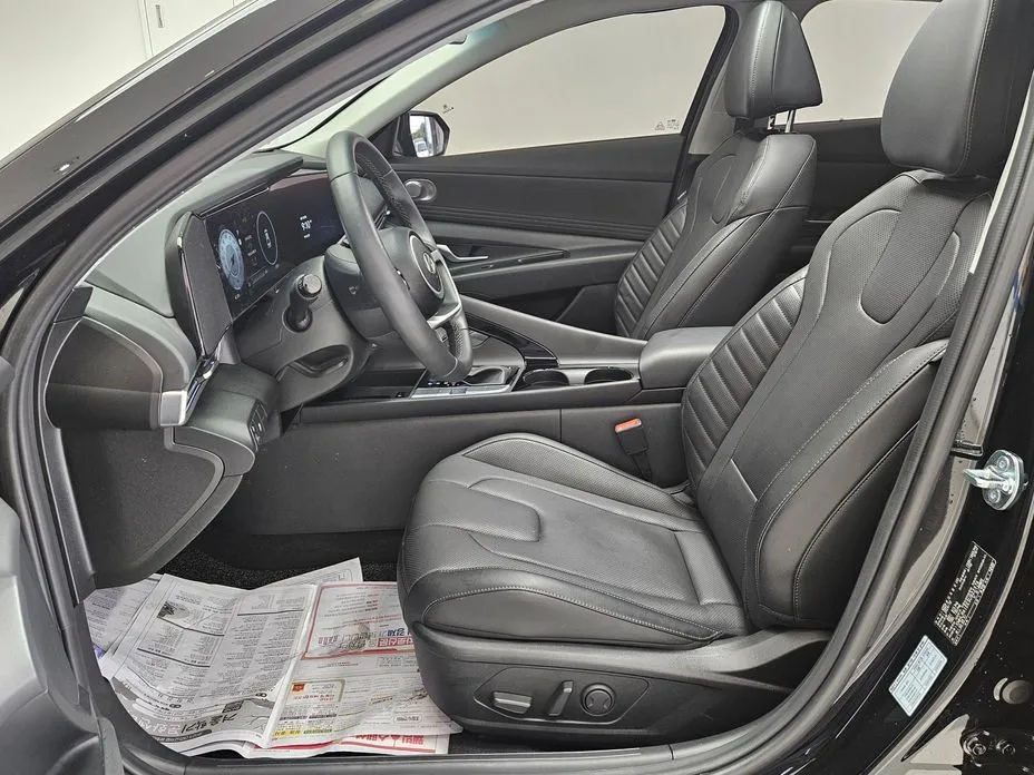 Hyundai AVANTE — фото 4