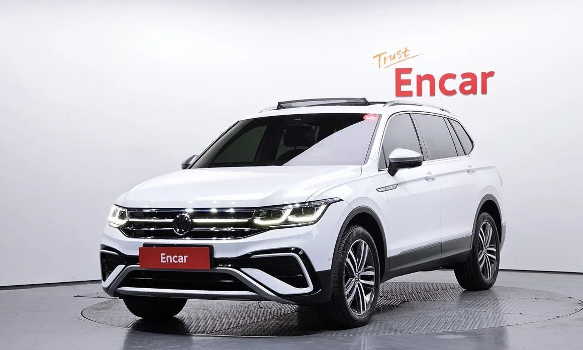 Volkswagen Tiguan — фото 1