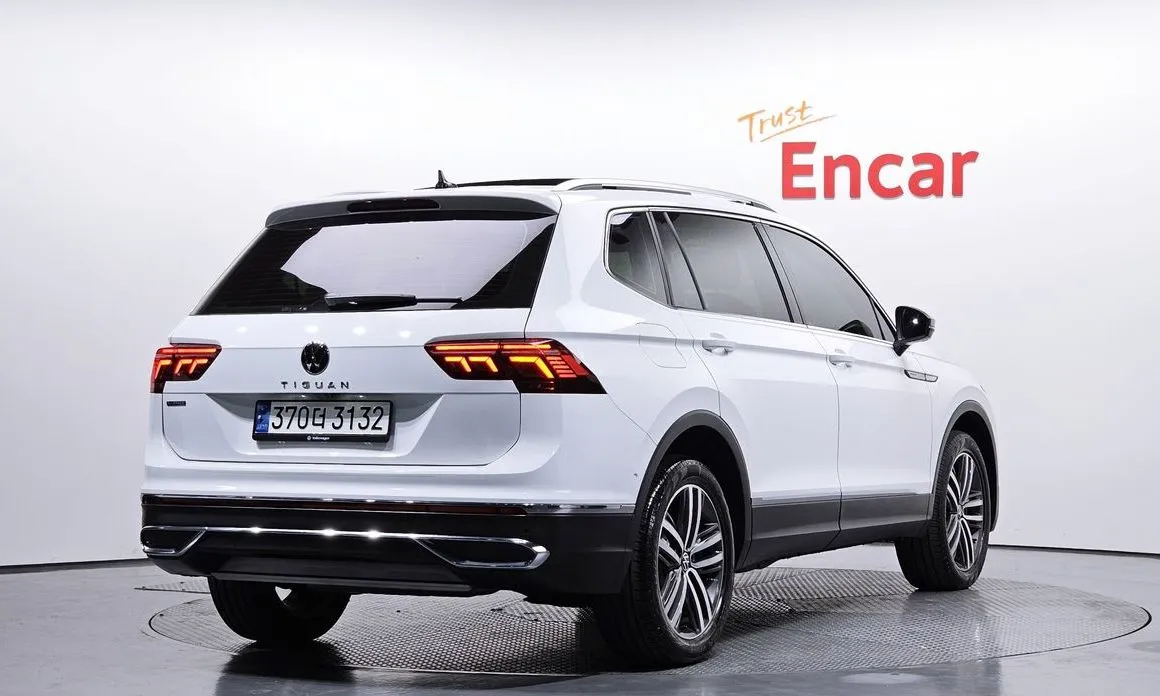 Volkswagen Tiguan — фото 2