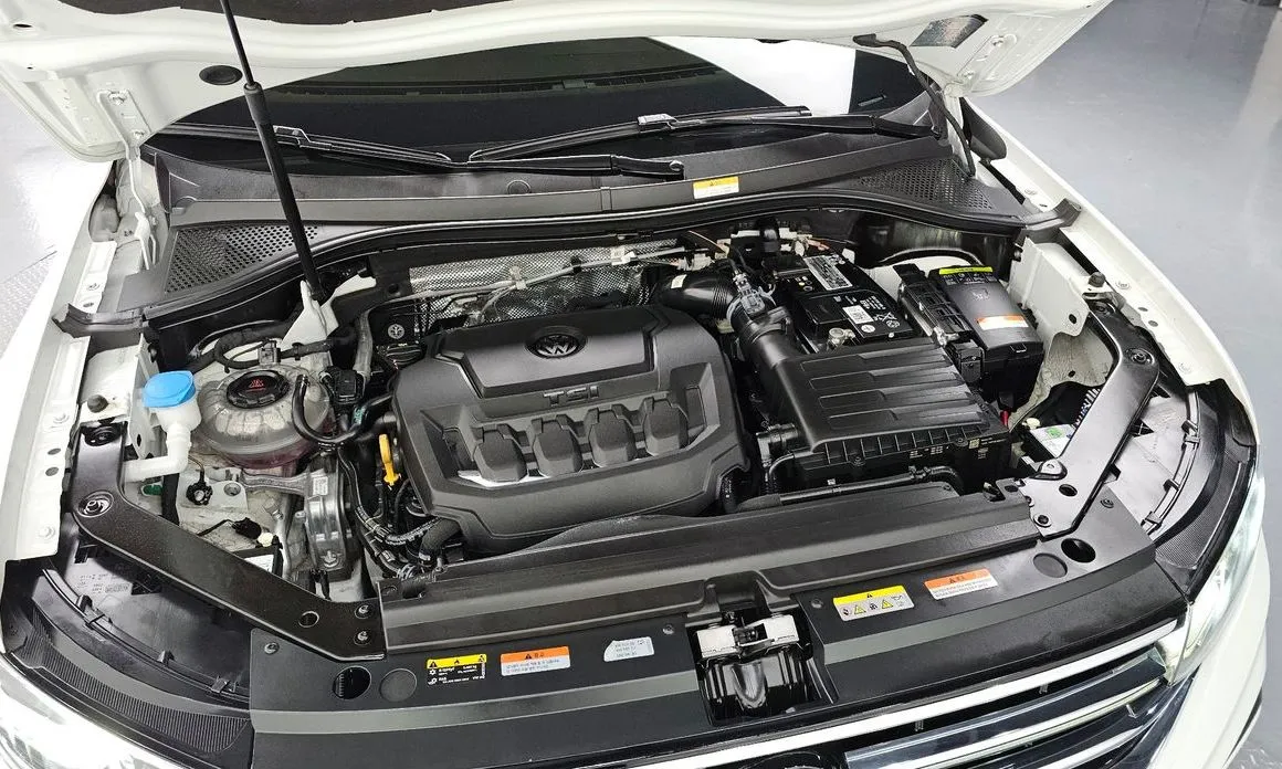 Volkswagen Tiguan — фото 7