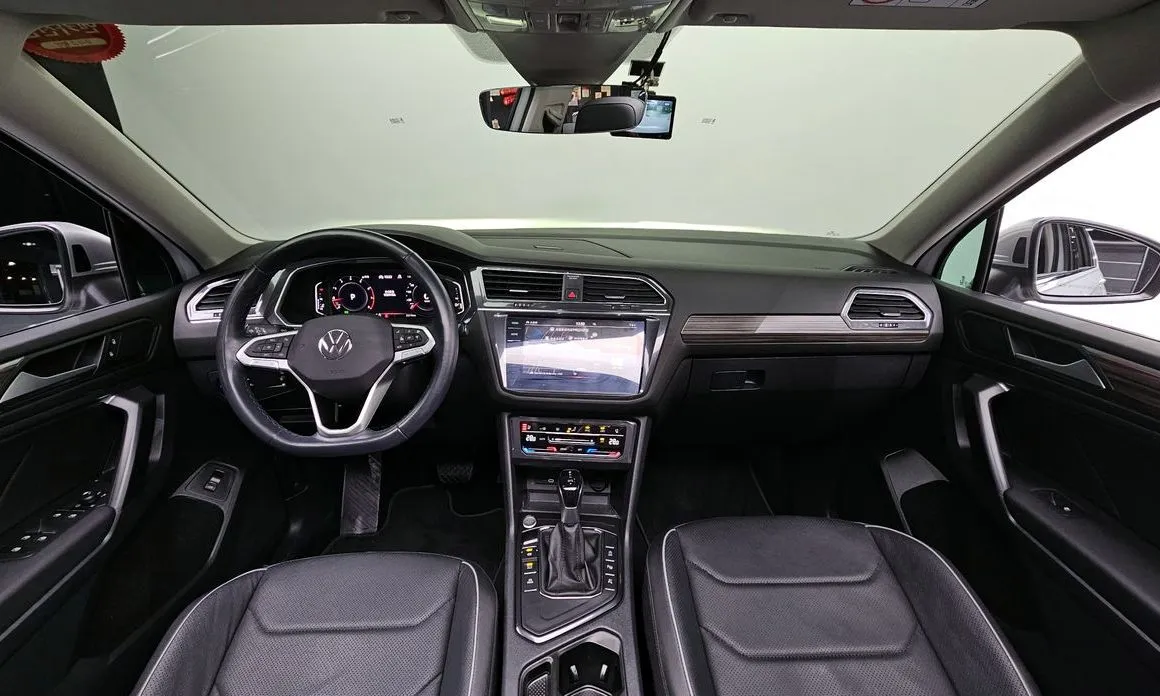 Volkswagen Tiguan — фото 6