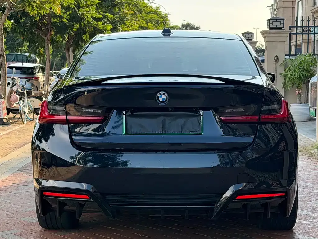 BMW i3 — фото 7