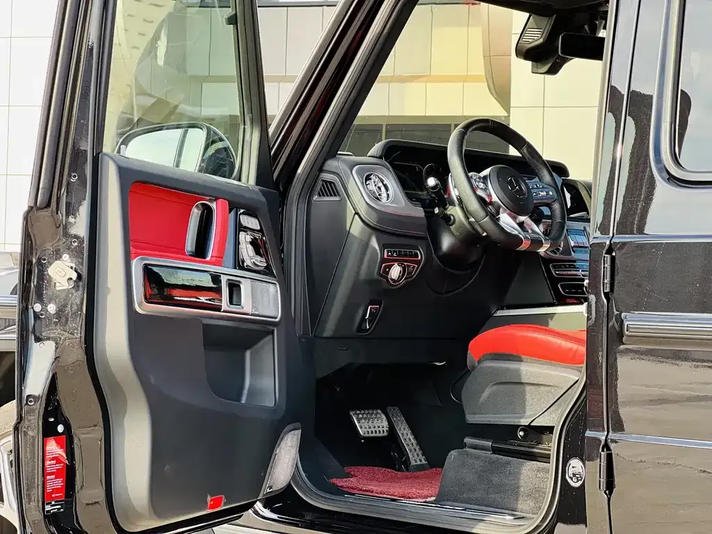 Mercedes-Benz G-Class AMG — фото 7