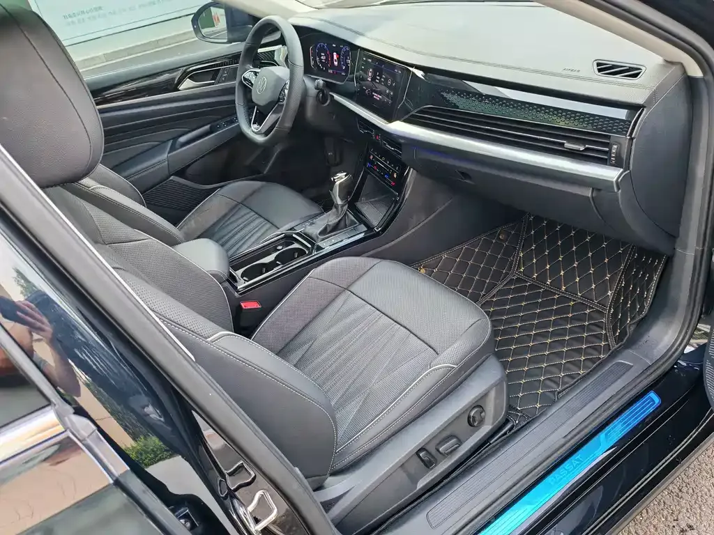 Volkswagen Passat — фото 8