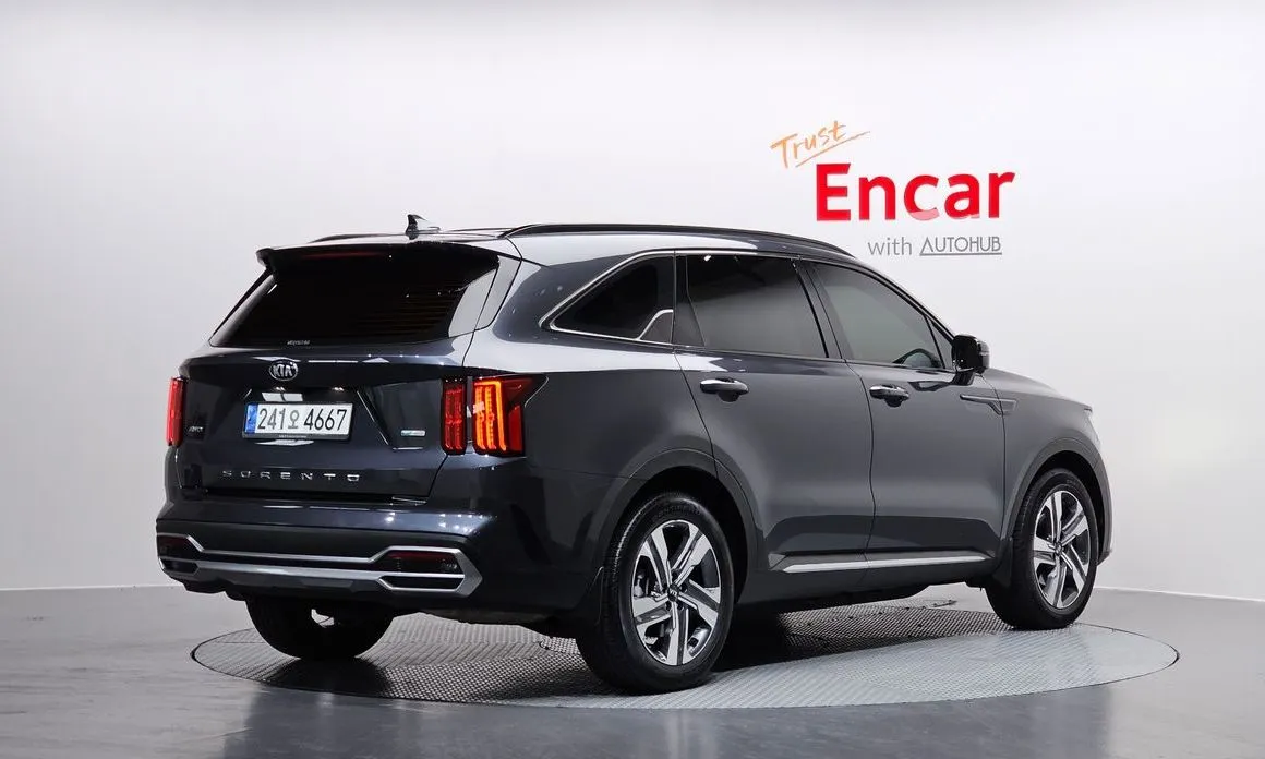 Kia Sorento — фото 5