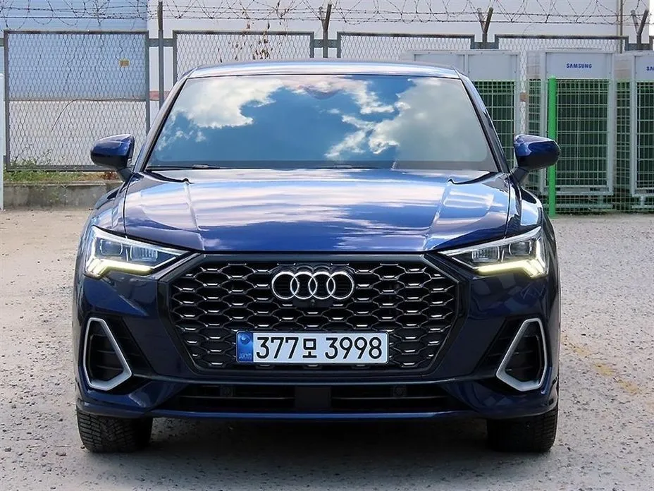 Audi Q3 — фото 9
