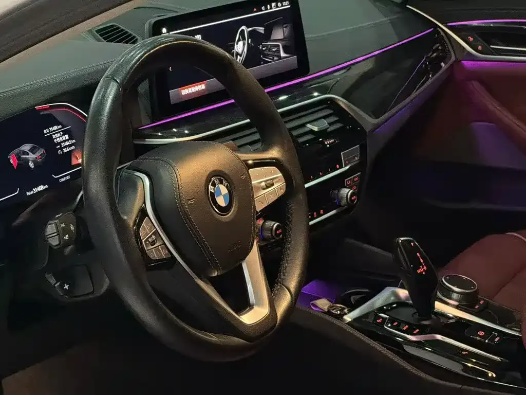 BMW 5 Series — фото 4
