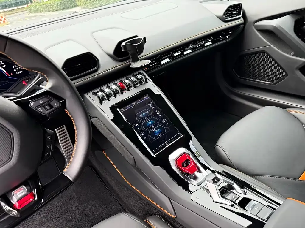 Lamborghini Huracan — фото 7