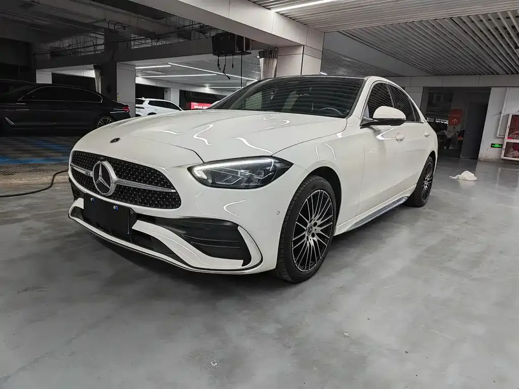 Mercedes-Benz C-Class — фото 1