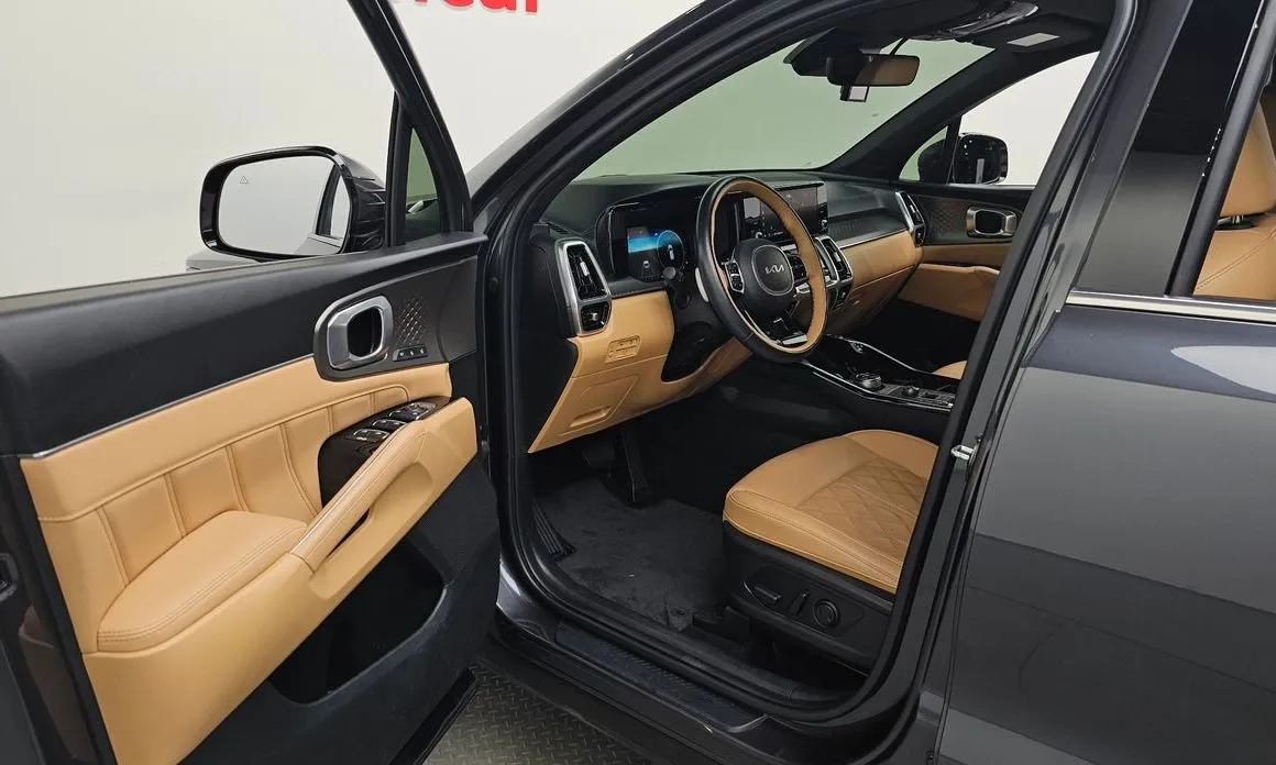 Kia Sorento — фото 9