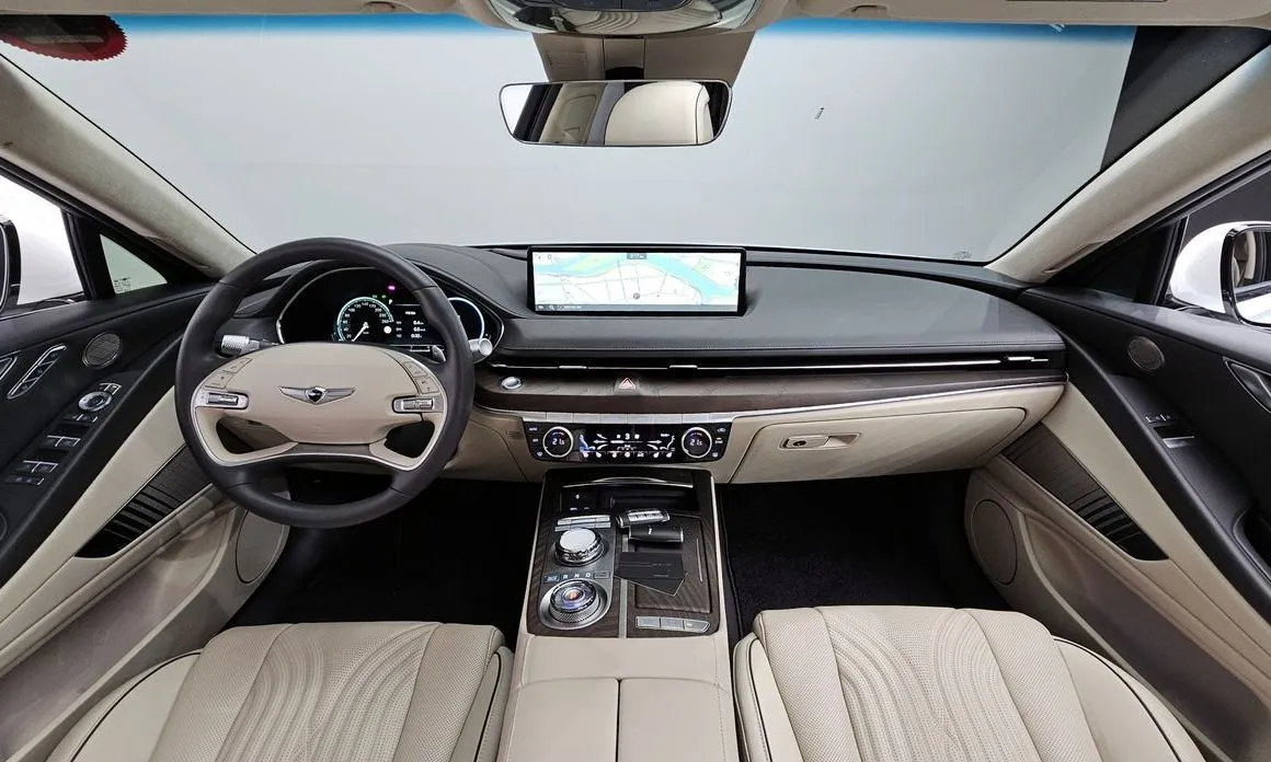 Genesis G80 — фото 10
