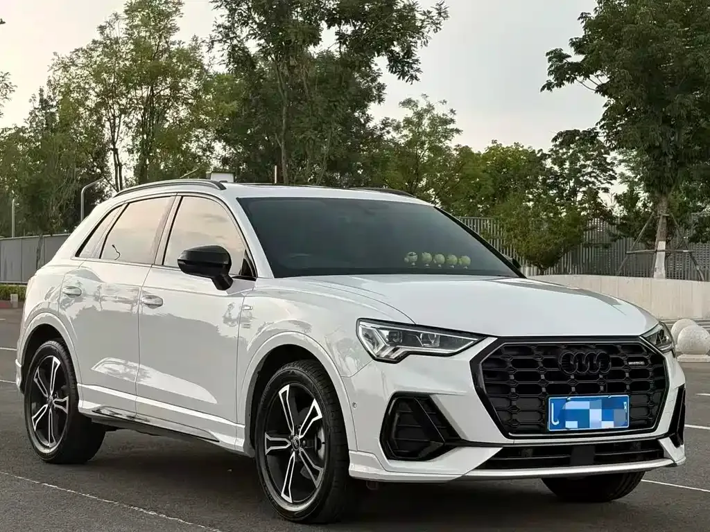 Audi Q3 — фото 9