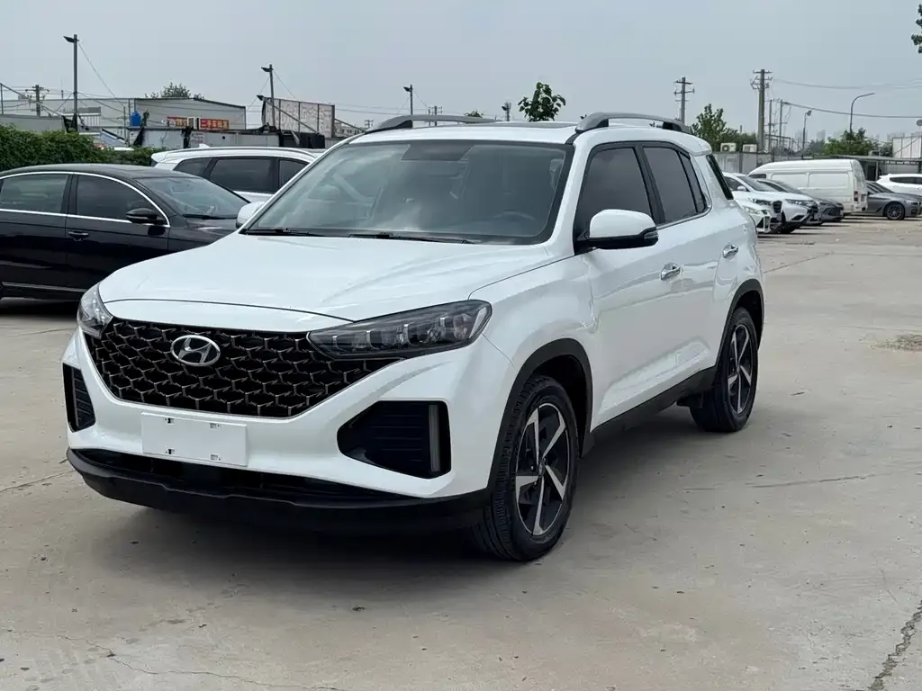 Hyundai ix35 — фото 1