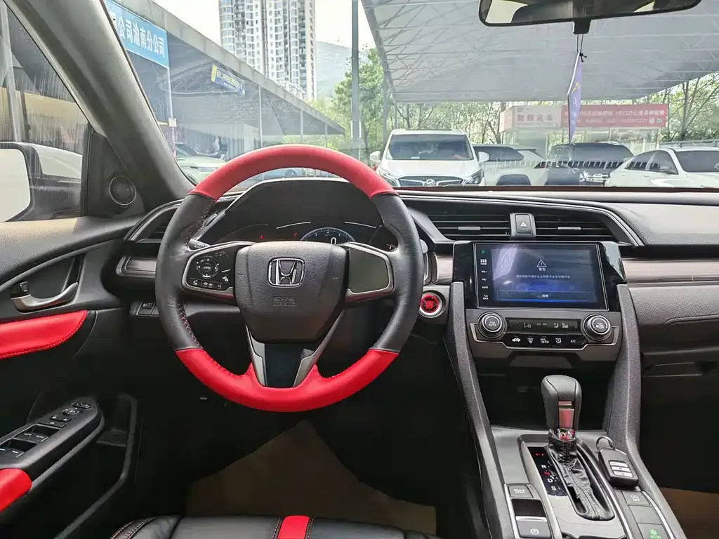 Honda Civic — фото 6