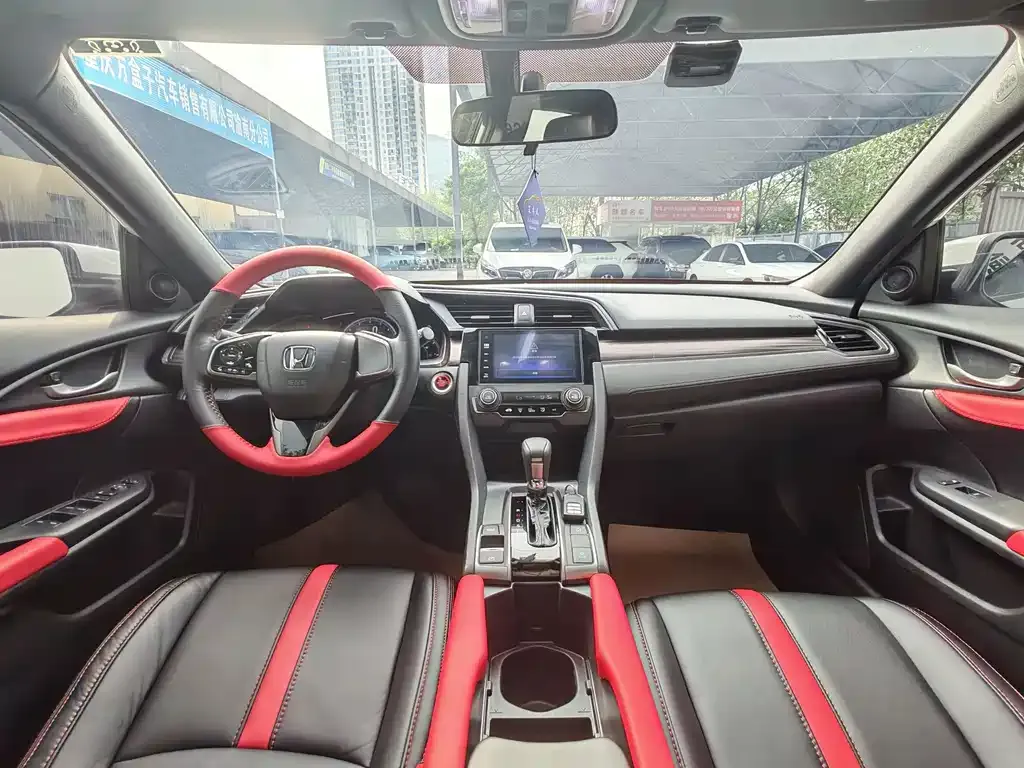 Honda Civic — фото 7