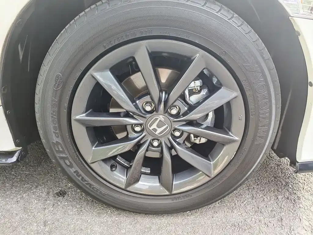 Honda Civic — фото 10