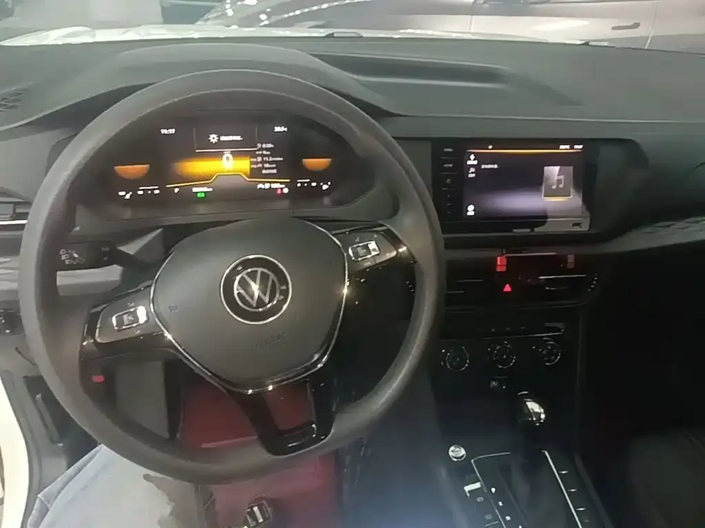 Volkswagen Tharu — фото 7