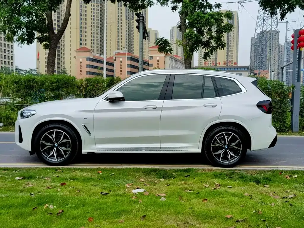 BMW X3 — фото 10