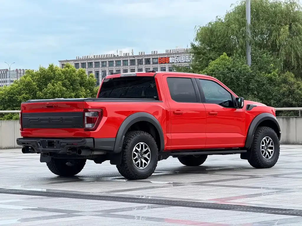 Ford F-150 Raptor — фото 7