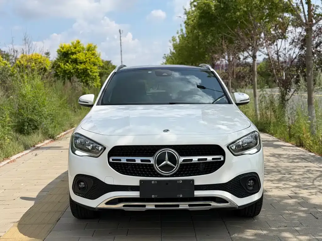 Mercedes-Benz GLA — фото 8