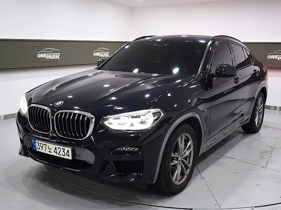 BMW X4 — фото 1