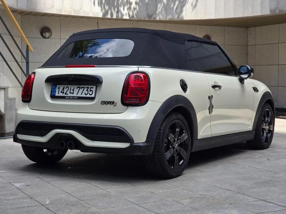 Mini Cooper Convertible — фото 2