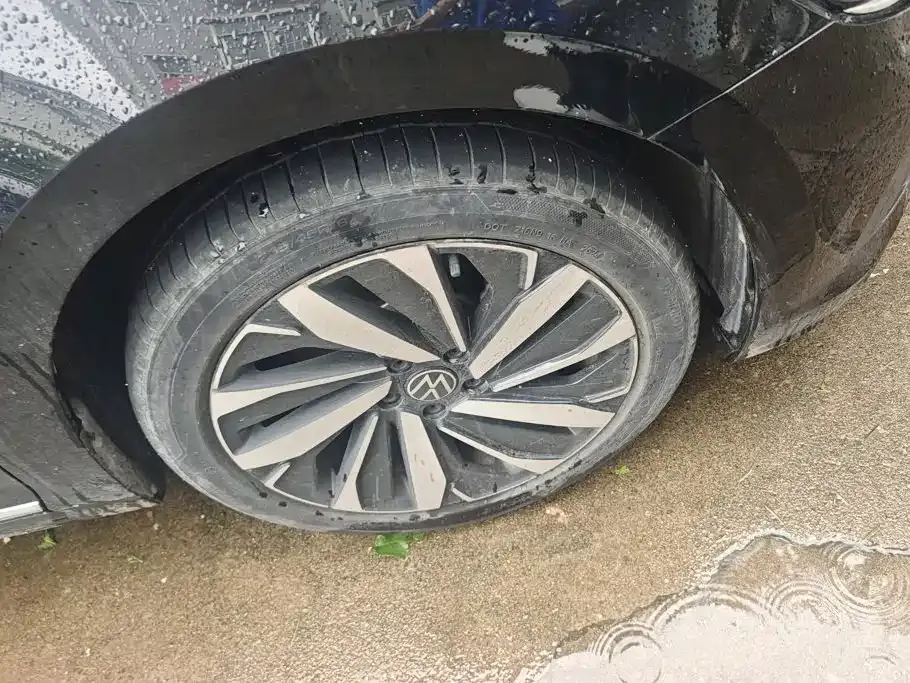 Volkswagen Passat — фото 9