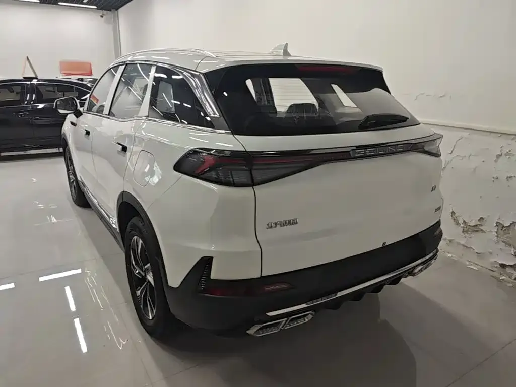 BAIC X7 — фото 5
