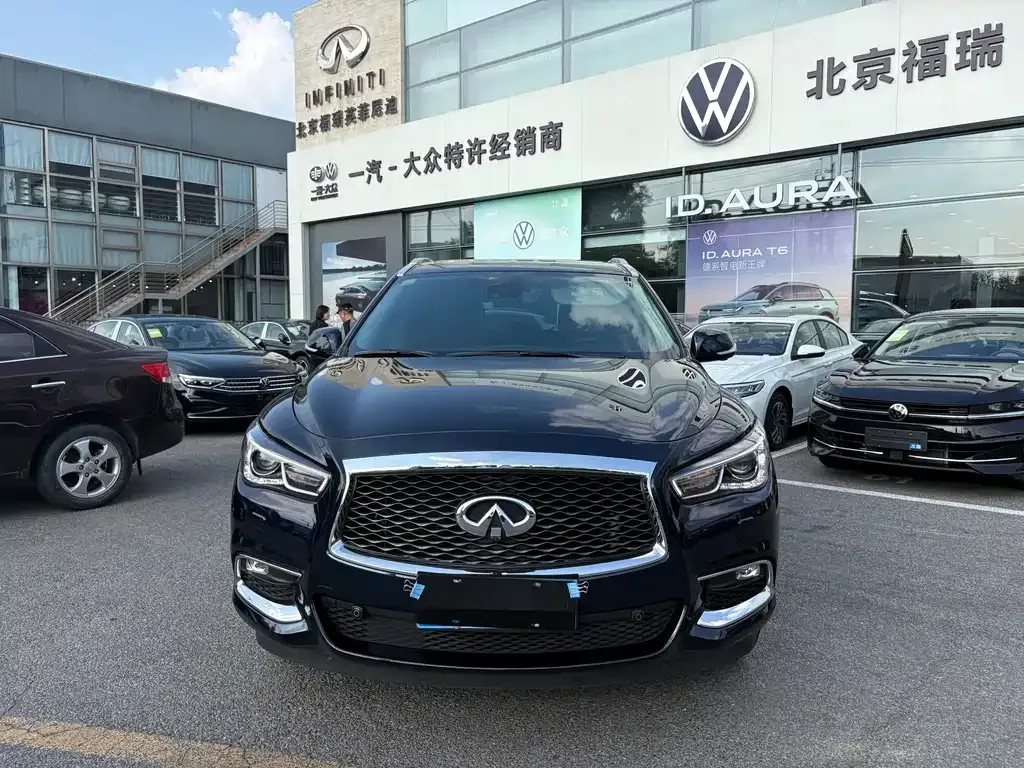 Infiniti QX60 (Import) — фото 10
