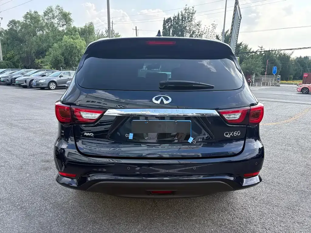 Infiniti QX60 (Import) — фото 9