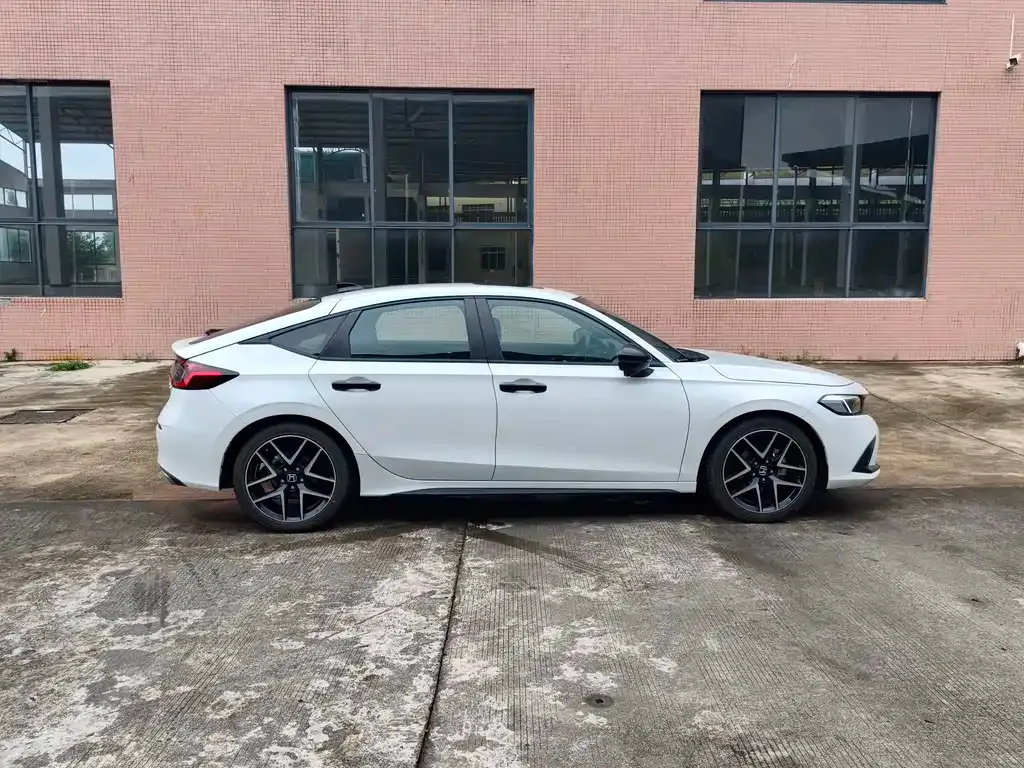 Honda Civic — фото 7