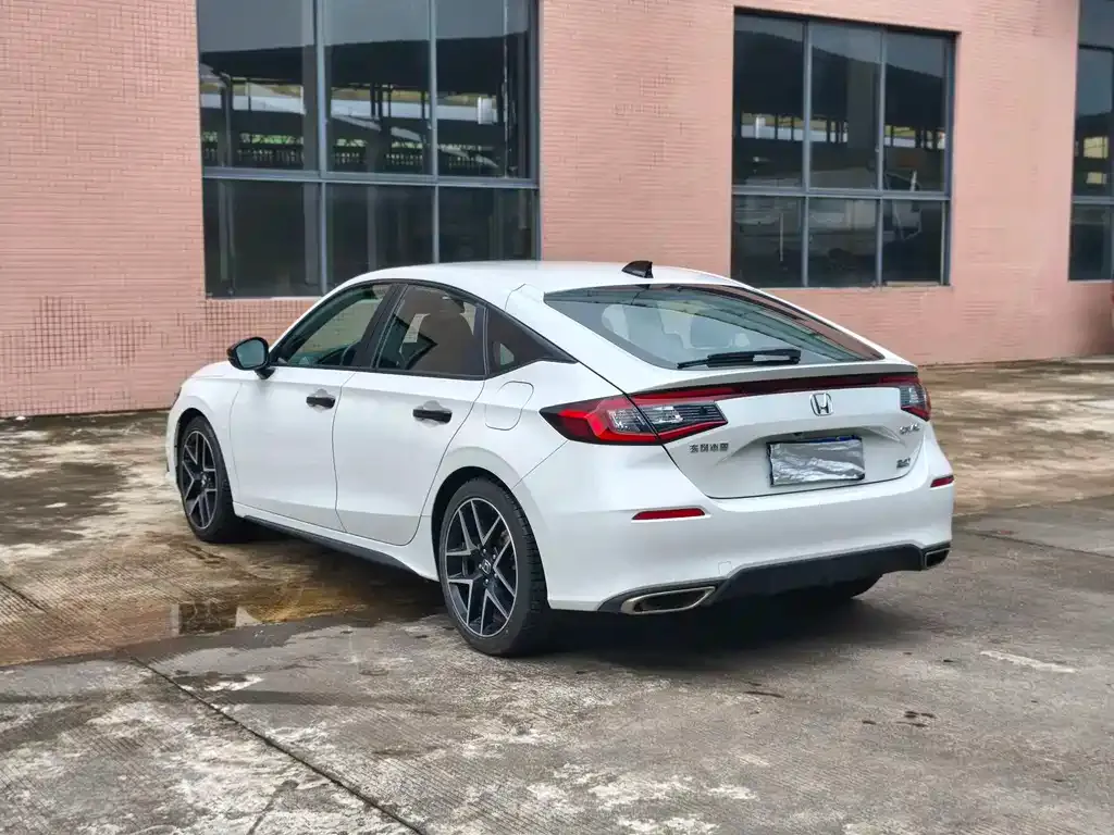 Honda Civic — фото 5