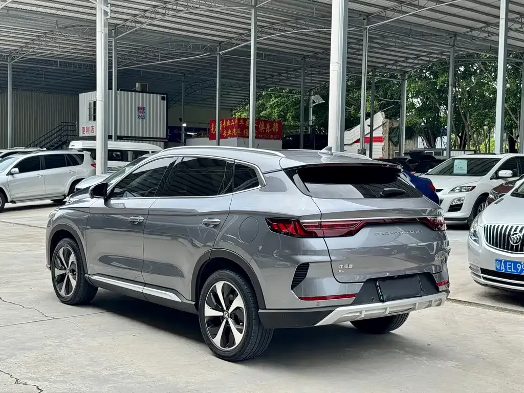 BYD PLUS New Energy — фото 2