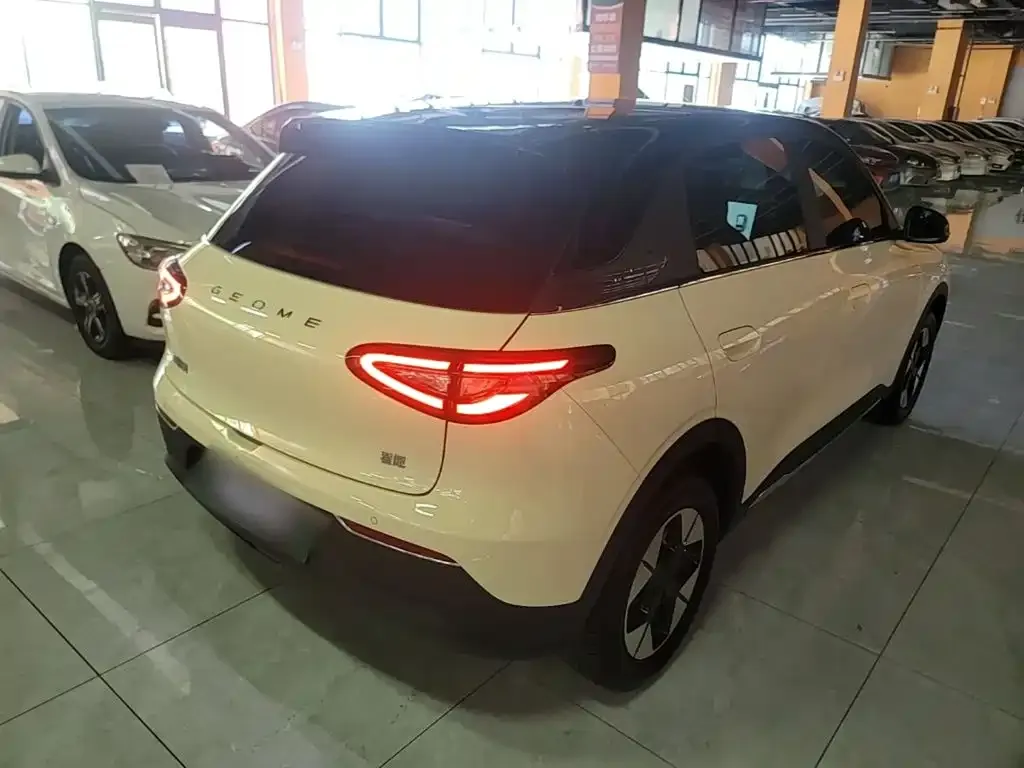 Geely Starburst — фото 4