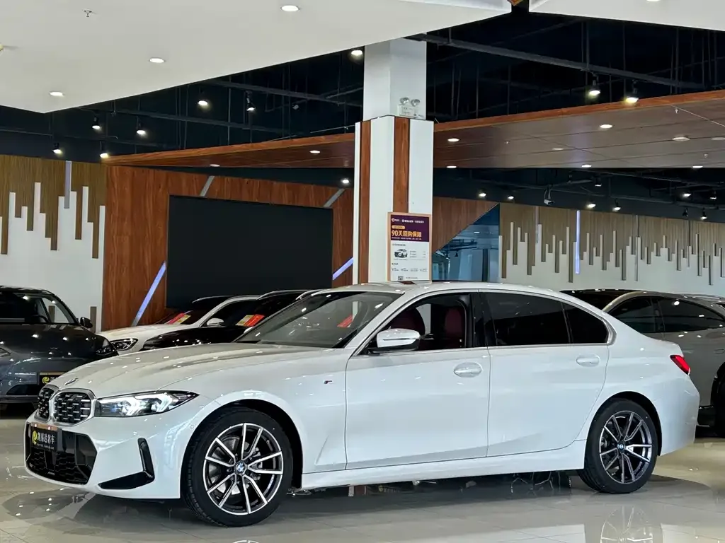 BMW 3 Series — фото 1