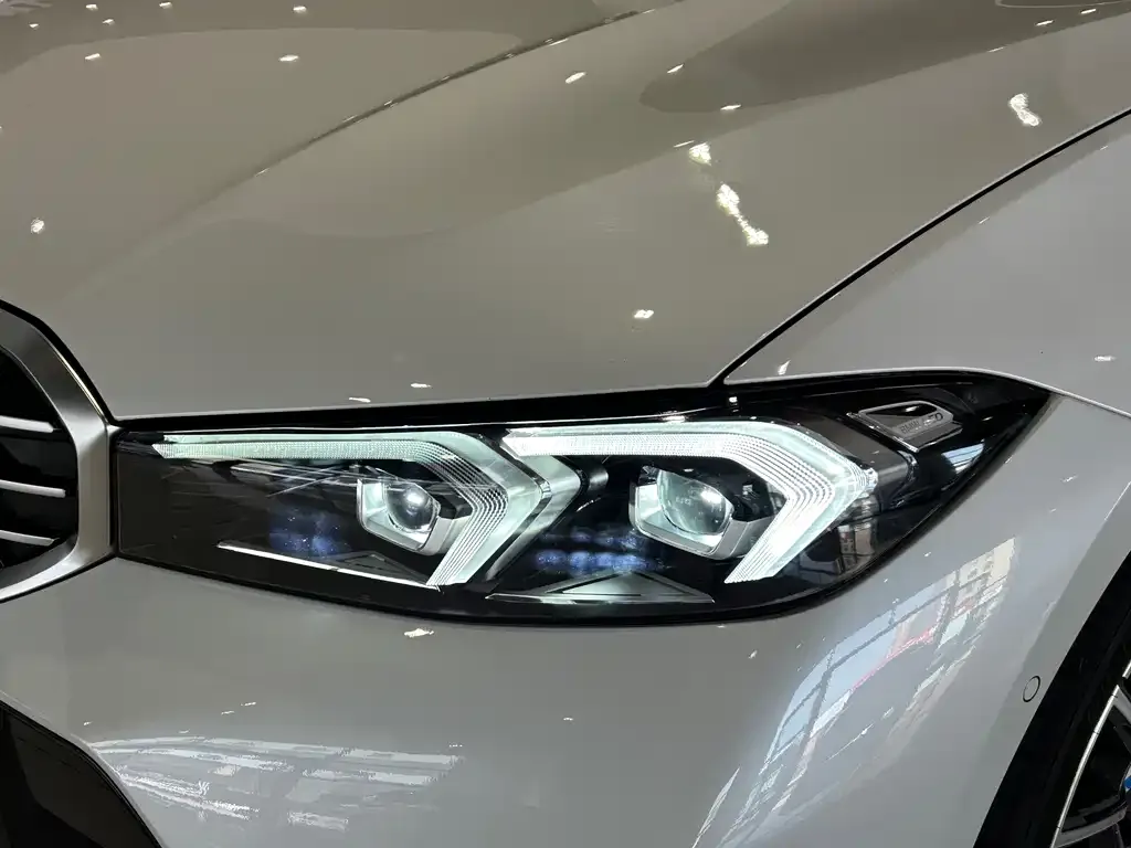 BMW 3 Series — фото 10