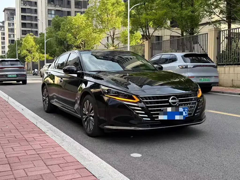 Nissan Teana — фото 9