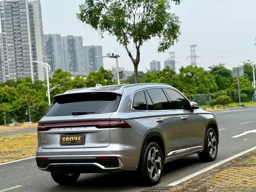 Geely Xingyue L — фото 8