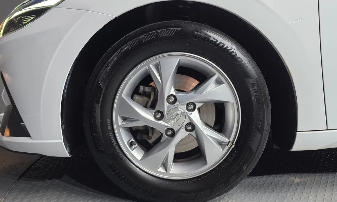 Hyundai AVANTE — фото 6