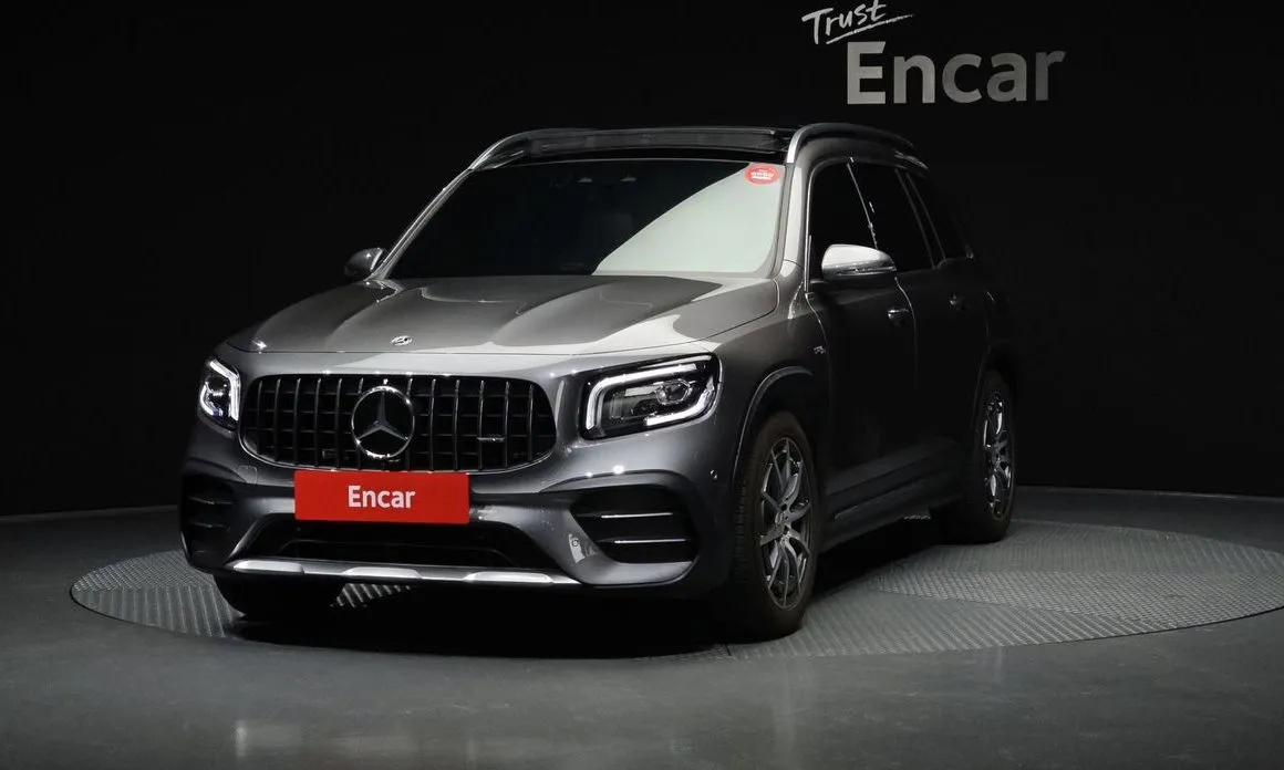 Mercedes-Benz GLB-Class — фото 1