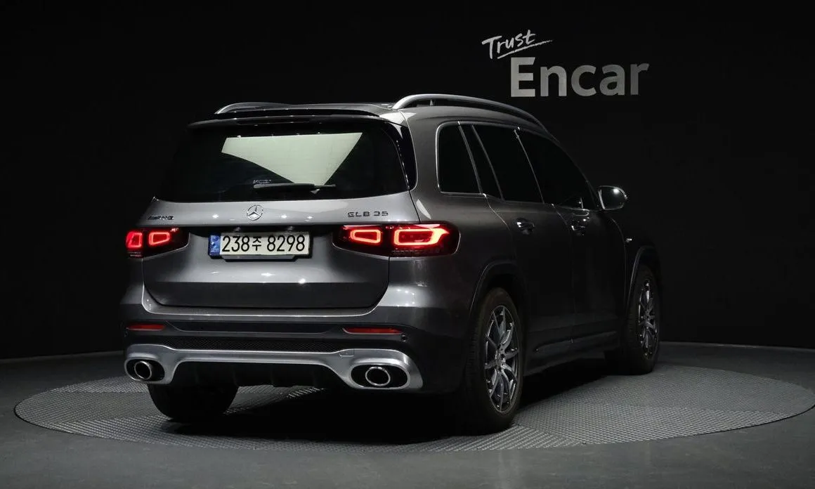 Mercedes-Benz GLB-Class — фото 7