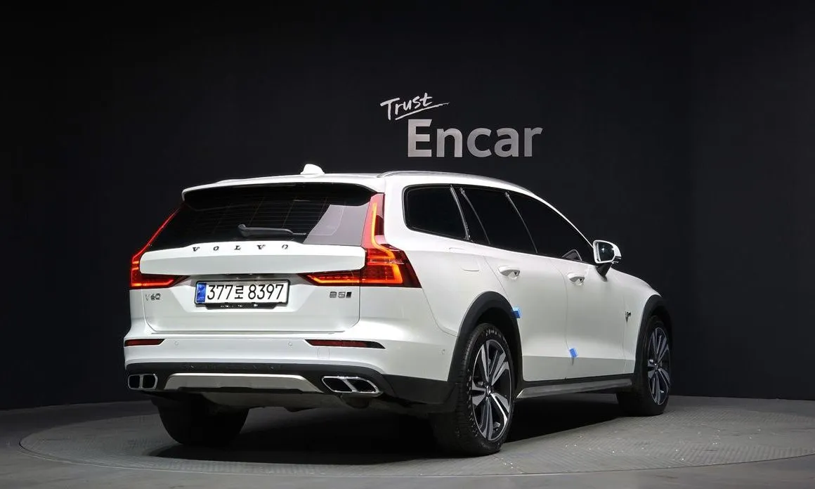 Volvo V60 — фото 6